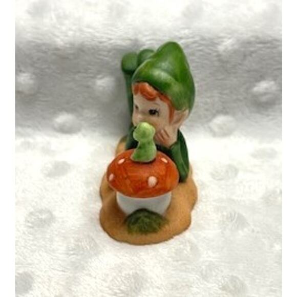 Vintage Lefton Pixie Elf, Hand Painted Ceramic Bisque Figurine, #03563, (1983) - Picture 4 of 5